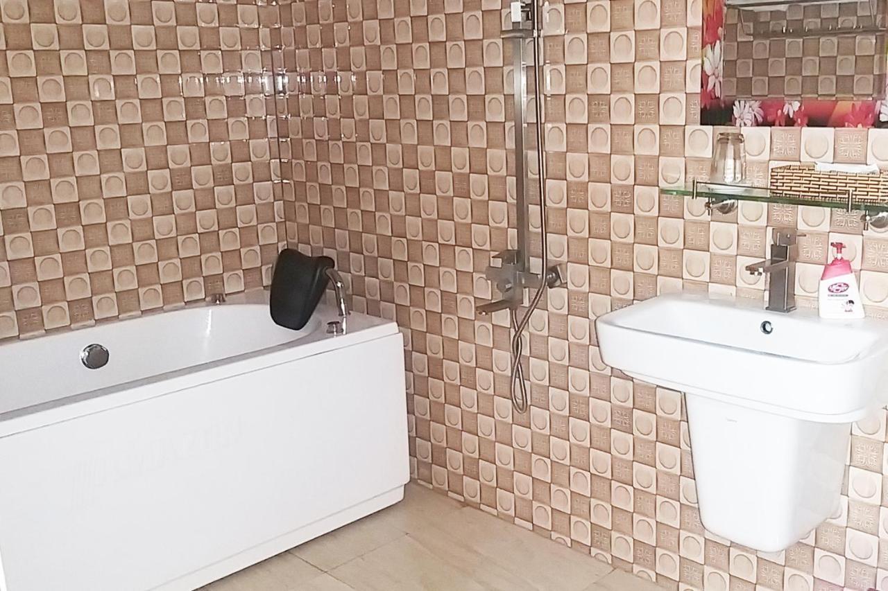 Hanoi Airport Suites Hostel Bagian luar foto